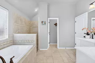 11000 Wanamaker Dr, Benbrook, TX 76126 - Photo 21