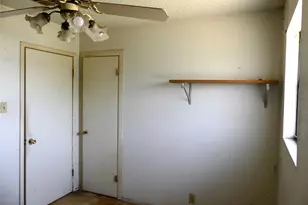 5324 Parker Henderson Rd, Fort Worth, TX 76119 - Photo 17