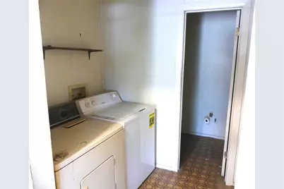 5324 Parker Henderson Road, Fort Worth, TX 76119 - Photo 21