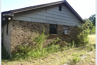 5324 Parker Henderson Road, Fort Worth, TX 76119 - Photo 5