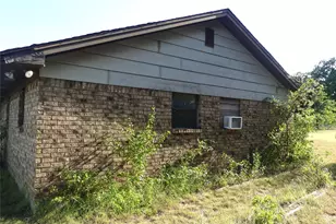 5324 Parker Henderson Rd, Fort Worth, TX 76119 - Photo 5