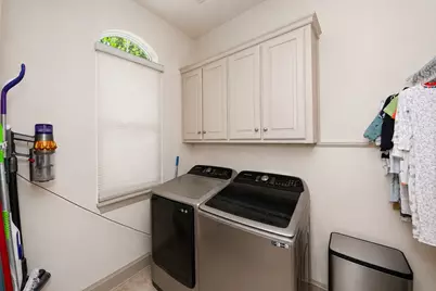 8934 Greenville Avenue, Dallas, TX 75243 - Photo 33