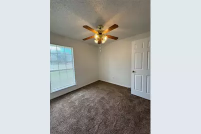 2209 Rockbluff Drive, Rowlett, TX 75088 - Photo 9
