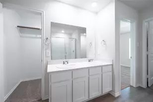 729 Orchid Wy, Pilot Point, TX 76258 - Photo 17