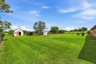 9238 Indian Trail, Sanger, TX 76266 - Photo 37