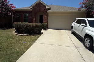 2017 Windsong Dr, Heartland, TX 75126 - Photo 1