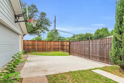 1901 Paxton Drive, Carrollton, TX 75007 - Photo 17