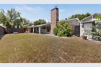1901 Paxton Drive, Carrollton, TX 75007 - Photo 35