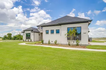10100 Bartlett Peak Drive, Waxahachie, TX 75167 - Photo 3