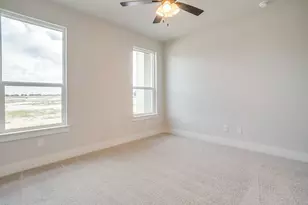 10100 Bartlett Peak Dr, Waxahachie, TX 75167 - Photo 17