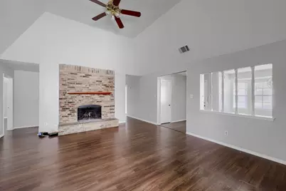 1005 Whitewater Trail, DeSoto, TX 75115 - Photo 3
