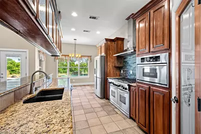 407 Valley View Court, Rio Vista, TX 76093 - Photo 9