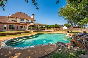 407 Valley View Ct, Rio Vista, TX 76093 - Photo 21