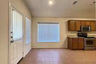 8210 Mossberg Dr, Arlington, TX 76002 - Photo 7