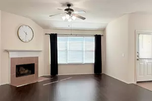 8210 Mossberg Dr, Arlington, TX 76002 - Photo 5