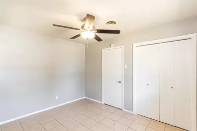 1021 Patricia Street, Irving, TX 75060 - Photo 17