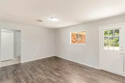 1021 Patricia Street, Irving, TX 75060 - Photo 13