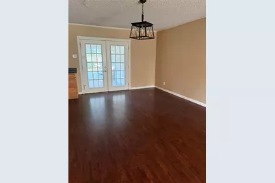 107 SE Harris Street, Burleson, TX 76028 - Photo 3
