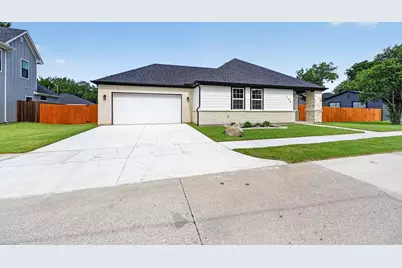 108 Griffin Street, Waxahachie, TX 75165 - Photo 3