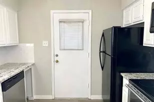 10650 Steppington Dr, Dallas, TX 75230 - Photo 7