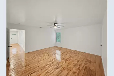 1020 Corral Drive, Granbury, TX 76048 - Photo 11