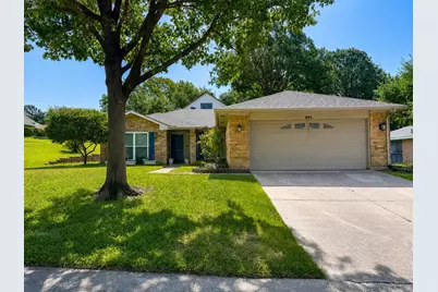 601 Ascot Drive, Euless, TX 76040 - Photo 1