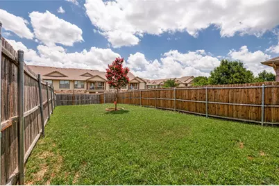 800 Canyon Place, DeSoto, TX 75115 - Photo 25