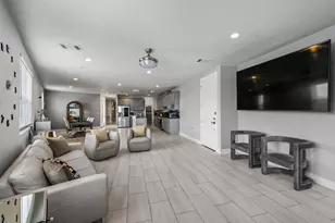 251 S Mill St, Lewisville, TX 75057 - Photo 7