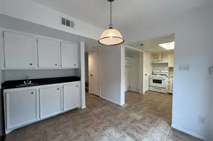 1908 Camden Ct, Denton, TX 76205 - Photo 5