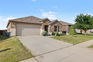 1437 Waggoner Dr, Aubrey, TX 76227 - Photo 3
