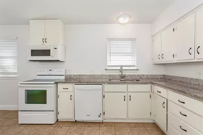 1830 Viewcrest Drive, Dallas, TX 75228 - Photo 7