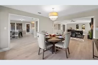 1921 Briarwood Drive, Grand Prairie, TX 75050 - Photo 29