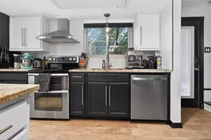 2702 Douglas Ave, Dallas, TX 75219 - Photo 15