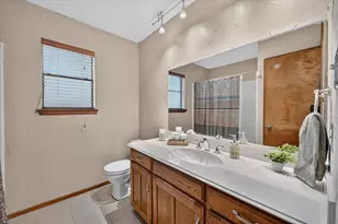 5003 Fairmount Dr, Arlington, TX 76017 - Photo 21