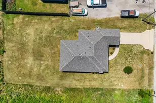 98 S Hickory St, Venus, TX 76084 - Photo 5