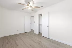 98 S Hickory St, Venus, TX 76084 - Photo 17