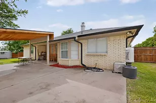 908 Hillside Ct, Bedford, TX 76022 - Photo 37
