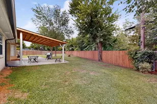 908 Hillside Ct, Bedford, TX 76022 - Photo 39