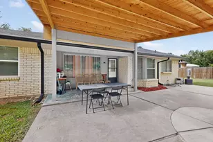 908 Hillside Ct, Bedford, TX 76022 - Photo 35
