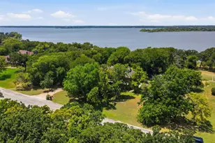 3101 W Oak Shores Dr, Cross Roads, TX 76227 - Photo 21