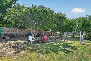 1103 Burnett Blvd, Alvarado, TX 76009 - Photo 29