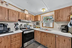 1103 Burnett Blvd, Alvarado, TX 76009 - Photo 11