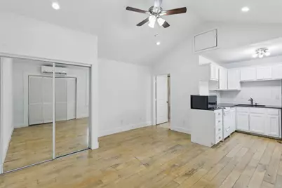 820 W 10th Street, Dallas, TX 75208 - Photo 5