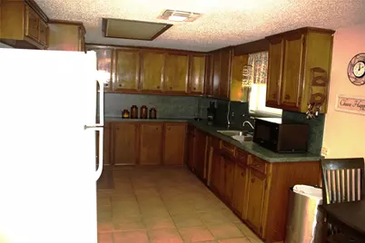 304 NW Suzanne Terrace, Burleson, TX 76028 - Photo 33