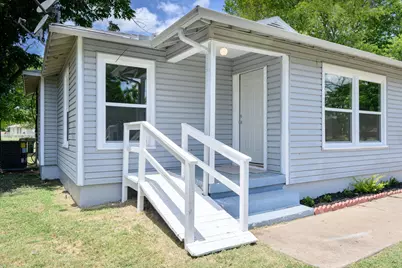 1906 SE 15th Avenue, Mineral Wells, TX 76067 - Photo 1