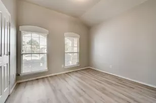 4029 Martinsburg Dr, Fort Worth, TX 76244 - Photo 9