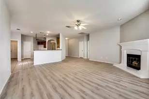 4029 Martinsburg Dr, Fort Worth, TX 76244 - Photo 5