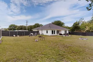 115 Dunlap St, Waxahachie, TX 75165 - Photo 33