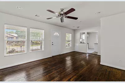 624 E Ellen Avenue, Hurst, TX 76053 - Photo 5