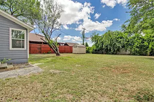 624 E Ellen Ave, Hurst, TX 76053 - Photo 17